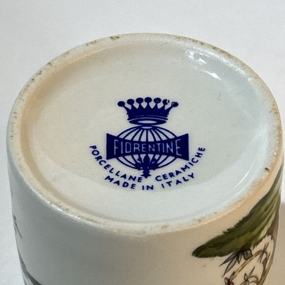 Vintage Florentine Porcelain Tea Cup (No Handle) Mug-Beautiful Bird Design-Italy - Picture 9 of 10
